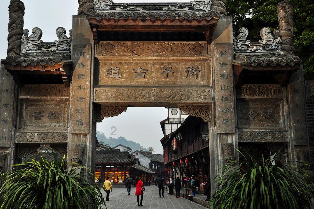 【路政管理】齐抓共管,治理路面污染不留余地